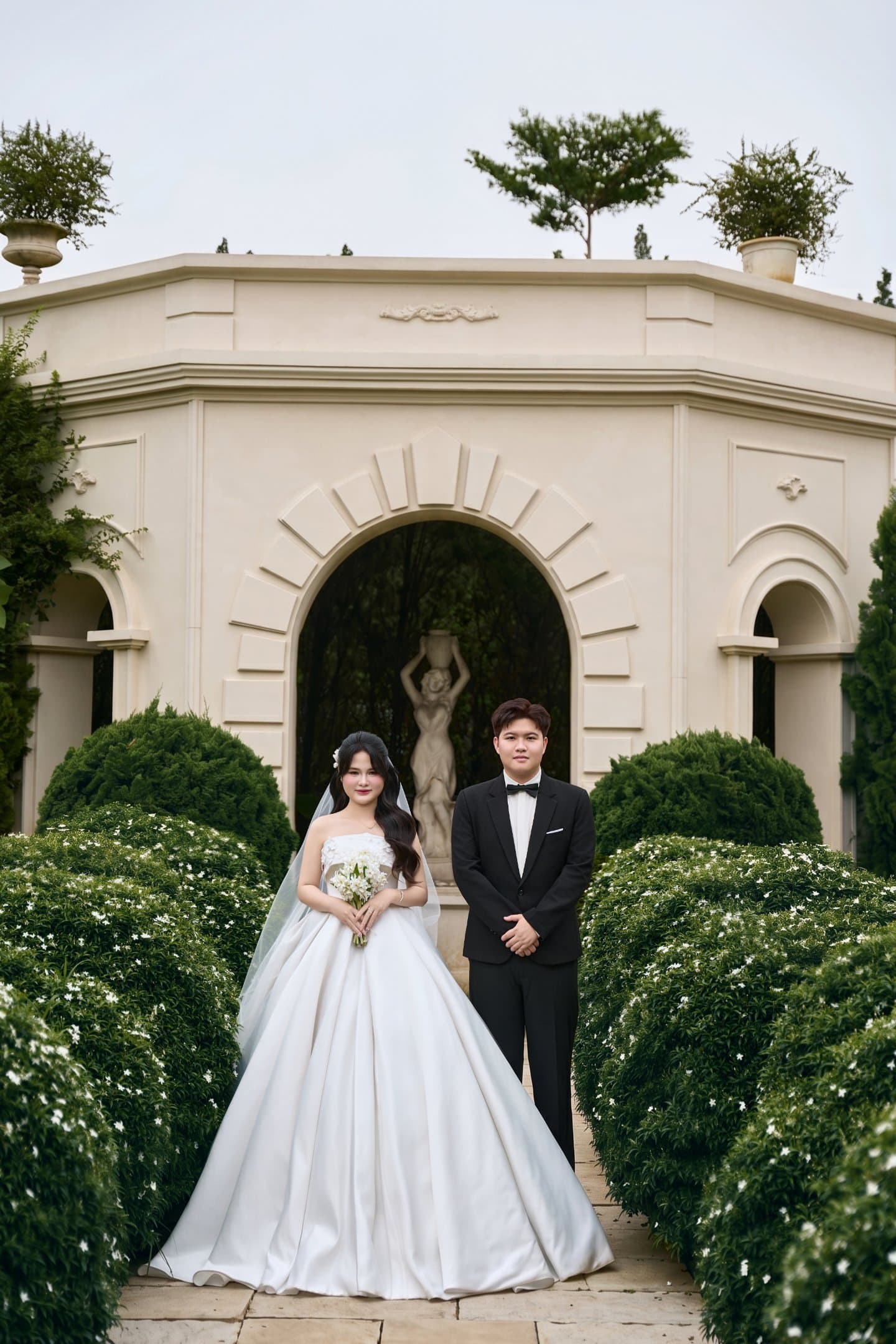 Wedding hero